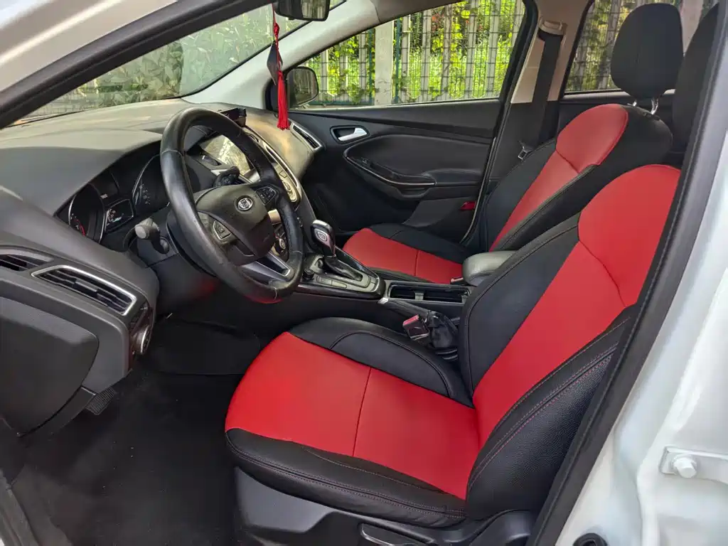 Ford Focus — миниатюра 4