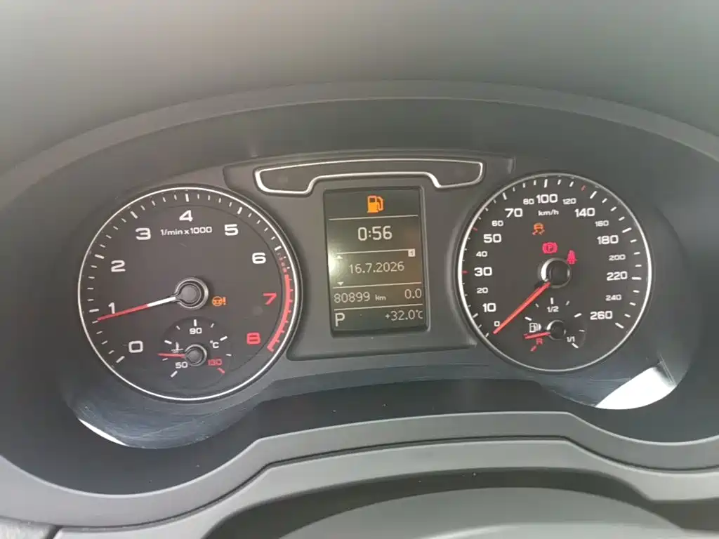 Audi Q3 — миниатюра 12