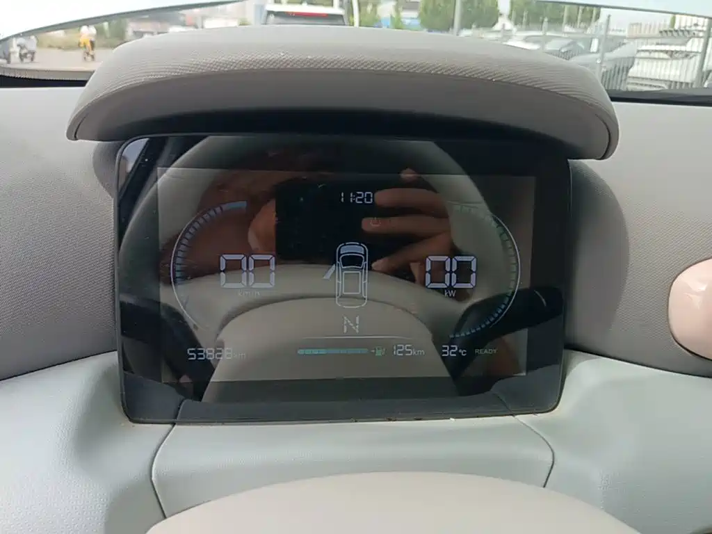 Leapmotor Leapmotor T03 — миниатюра 12