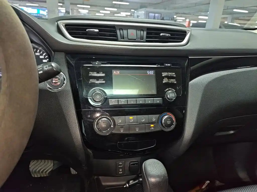 Nissan Qashqai — миниатюра 18