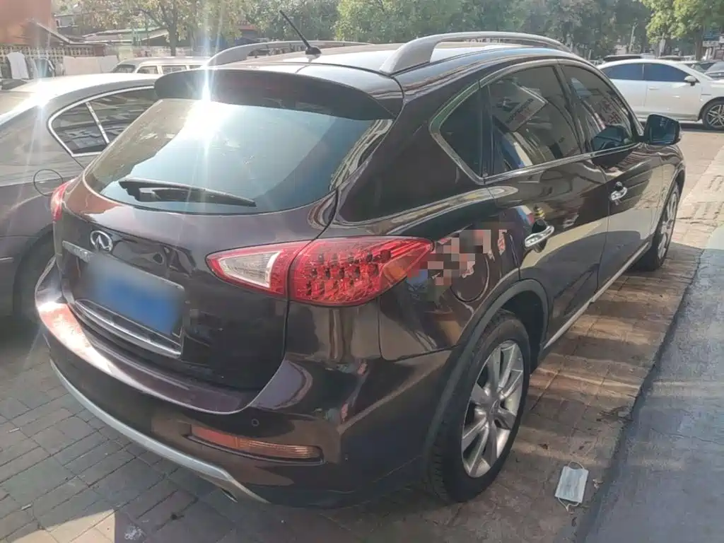 Infiniti QX50 — миниатюра 7