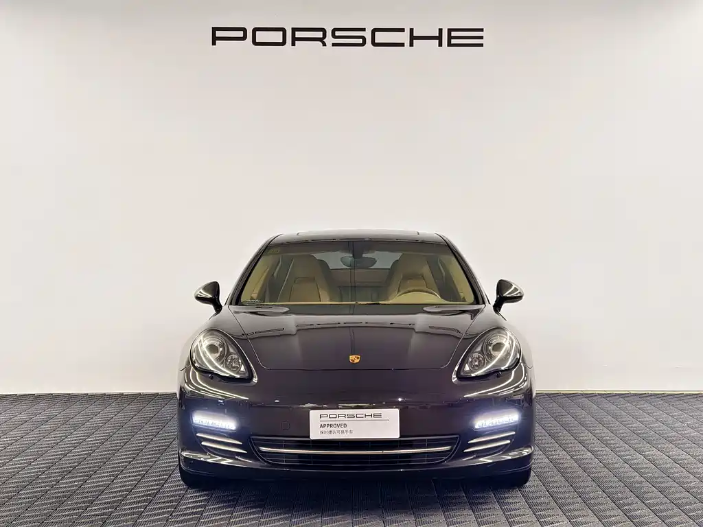 Porsche Panamera — миниатюра 2