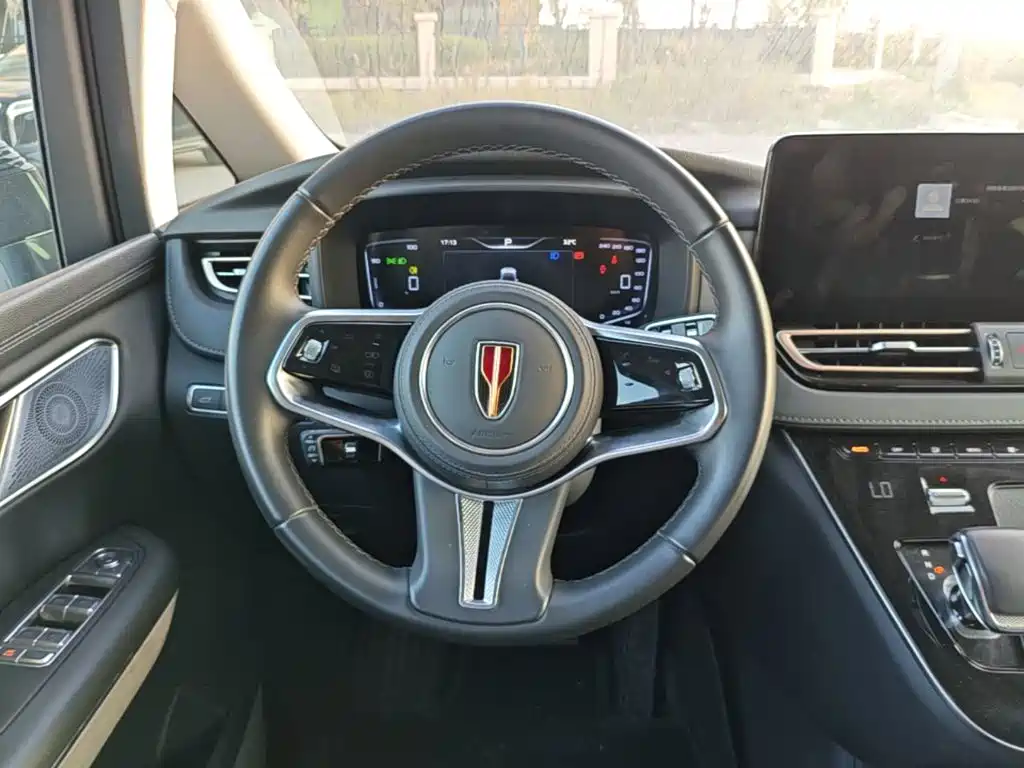 Hongqi Hongqi HQ9 PHEV — миниатюра 11