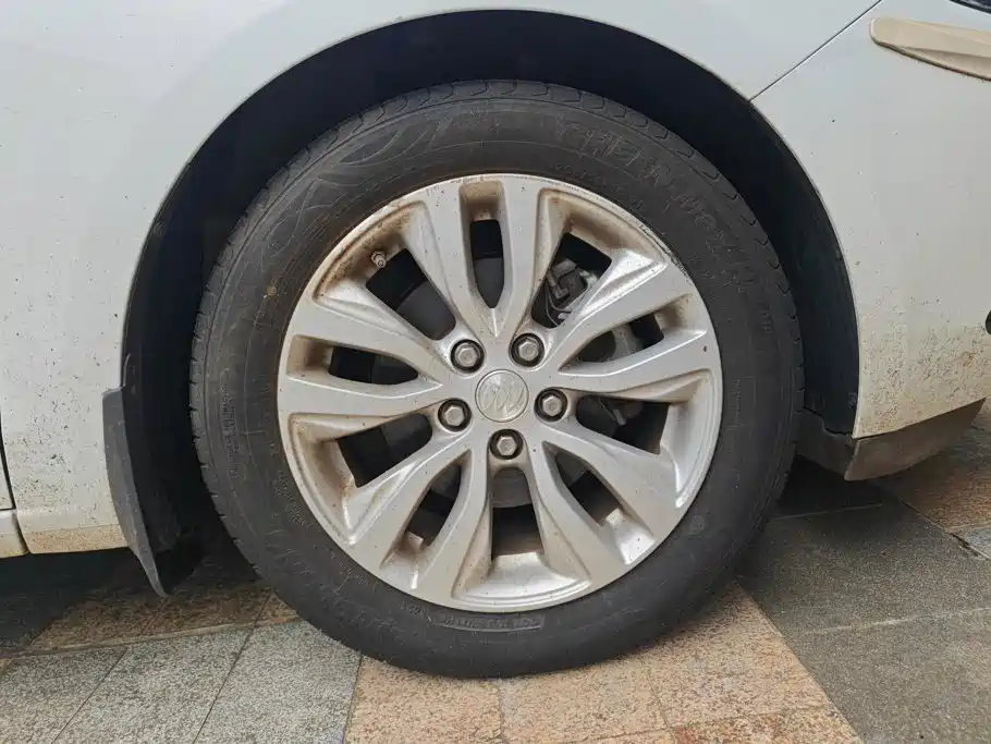 Buick Excelle — миниатюра 6