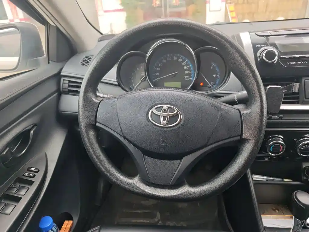 Toyota Vios — миниатюра 3
