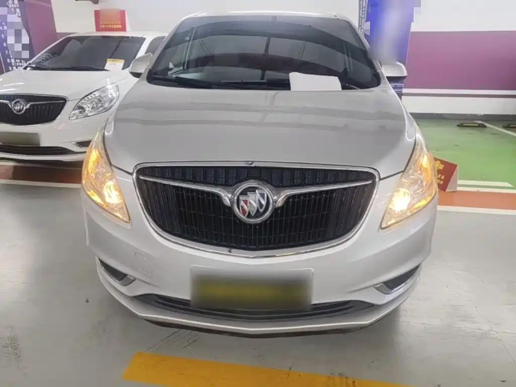 Buick GL8 — миниатюра 3