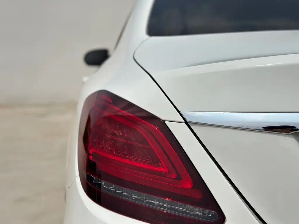 Mercedes-Benz C-Class — миниатюра 19