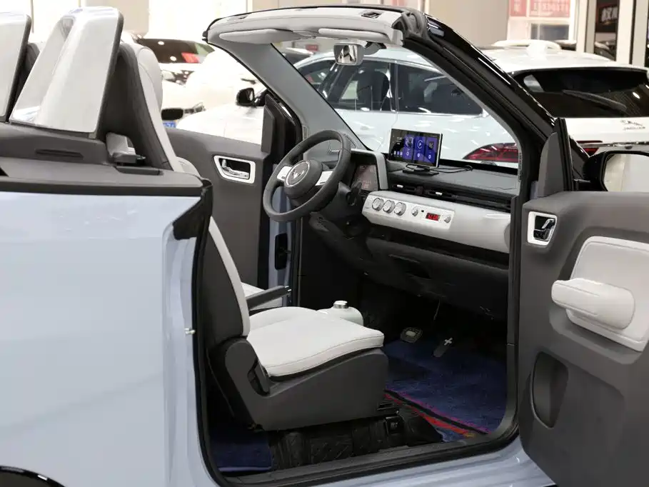 Wuling MINIEV — миниатюра 17