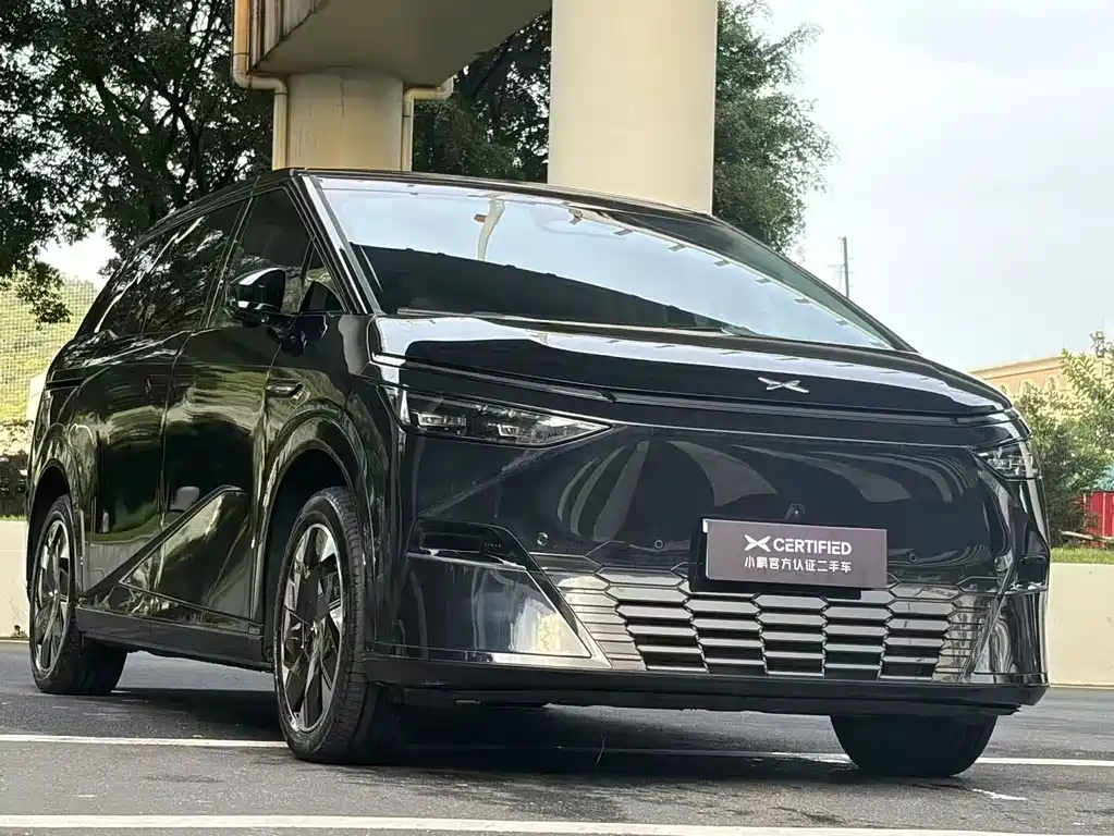 XPeng X9 — миниатюра 3