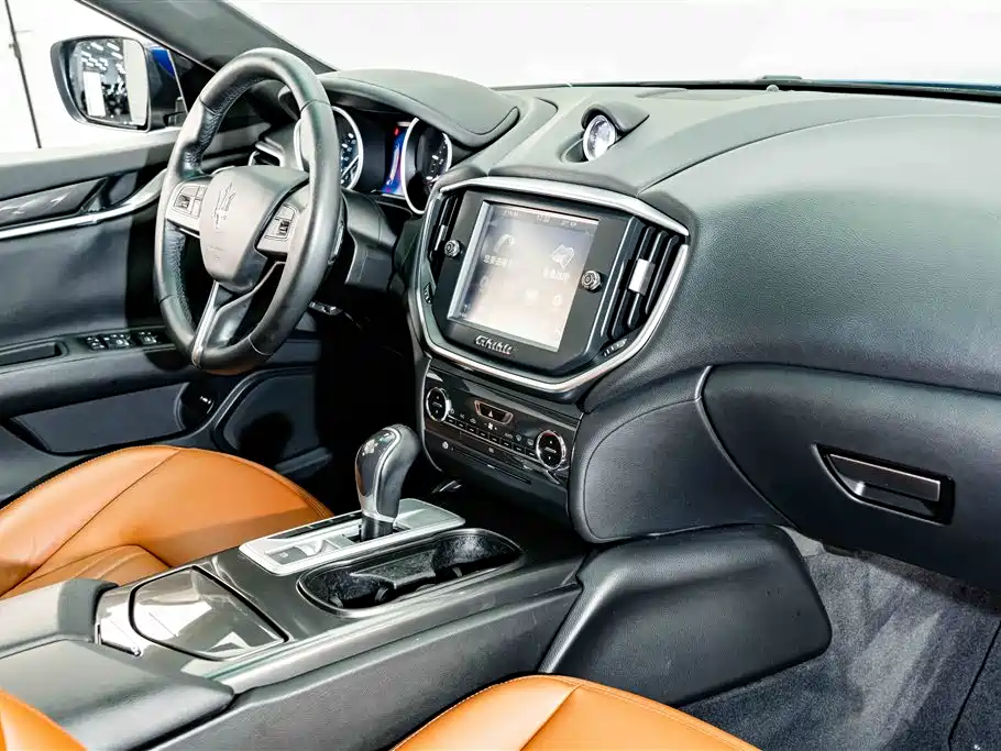 Maserati Ghibli — миниатюра 17