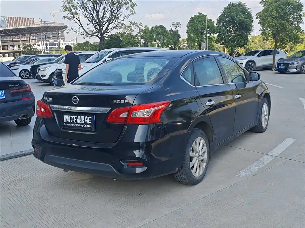 Nissan Sylphy — миниатюра 6