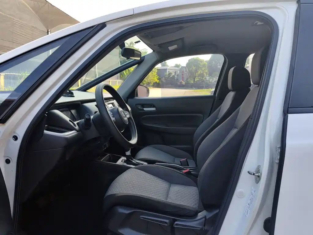 Honda Fit — миниатюра 9