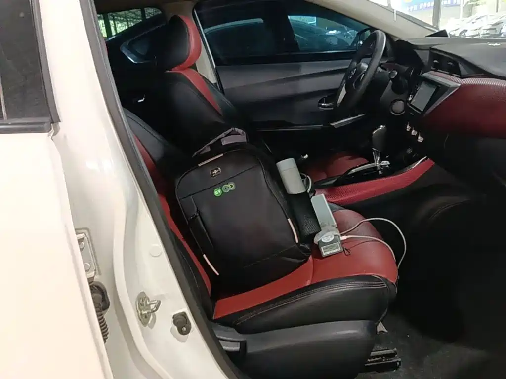 Nissan Bluebird — миниатюра 25