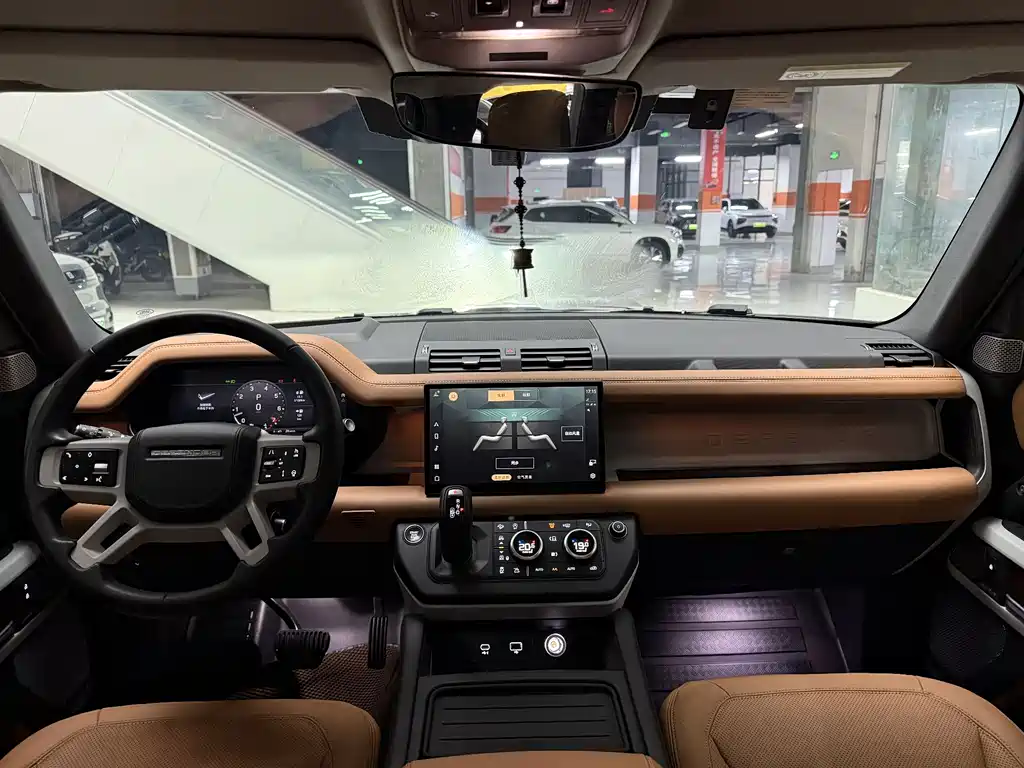 Land Rover Defender — миниатюра 19