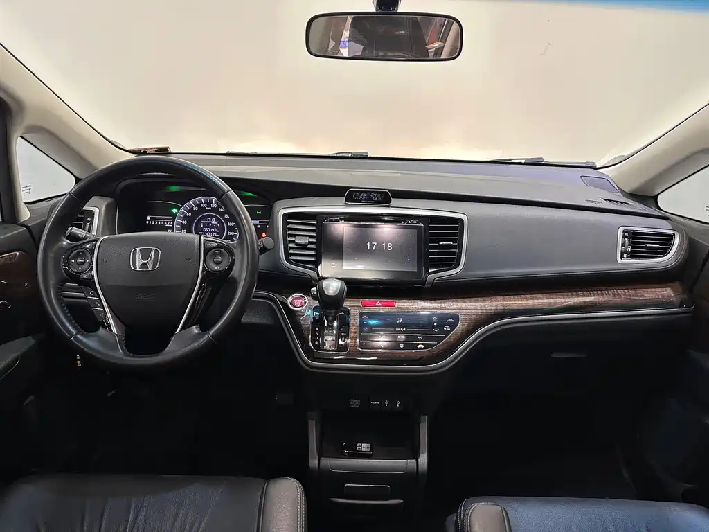 Honda Odyssey — миниатюра 8