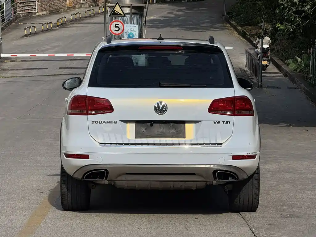 Volkswagen Touareg — миниатюра 5