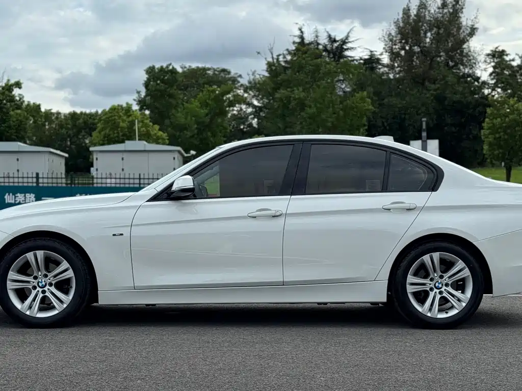 BMW 3 Series (Import) — миниатюра 7