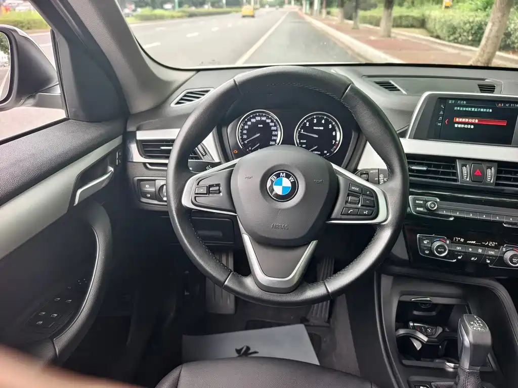 BMW X1 — миниатюра 13