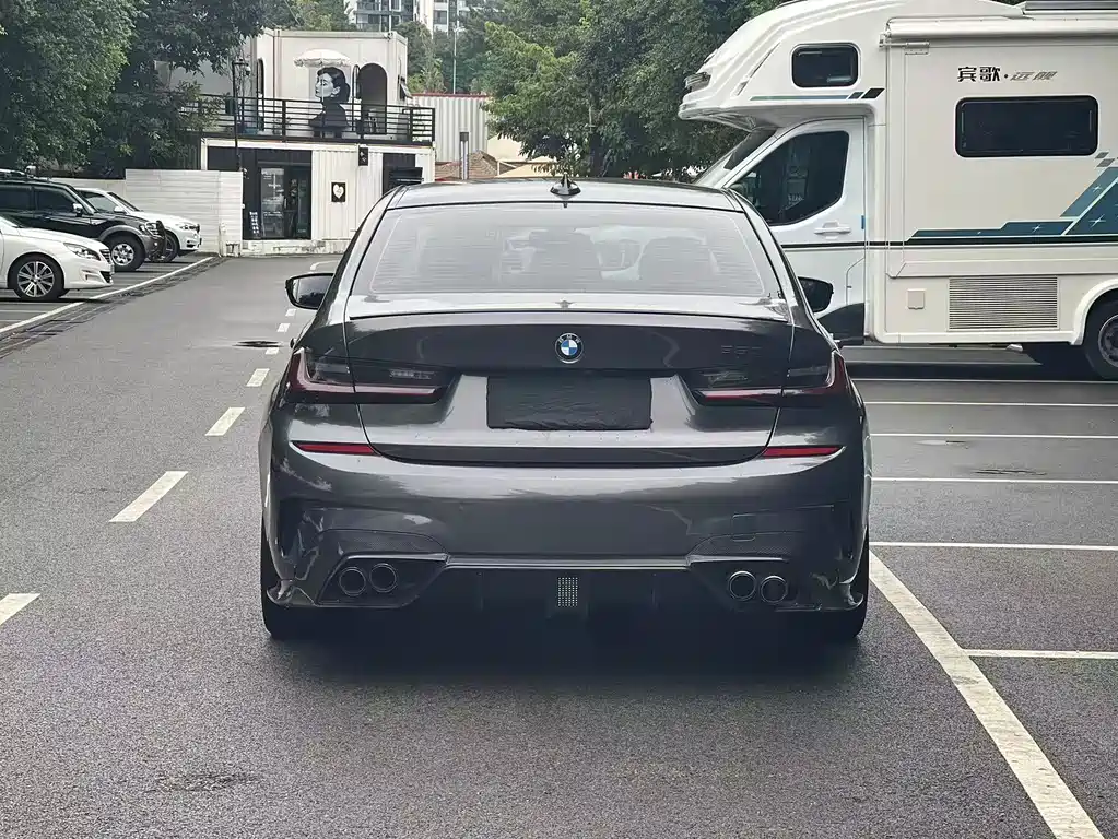 BMW 3 Series — миниатюра 8
