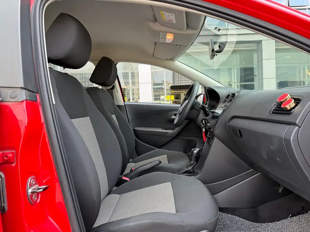 Volkswagen Polo — миниатюра 9
