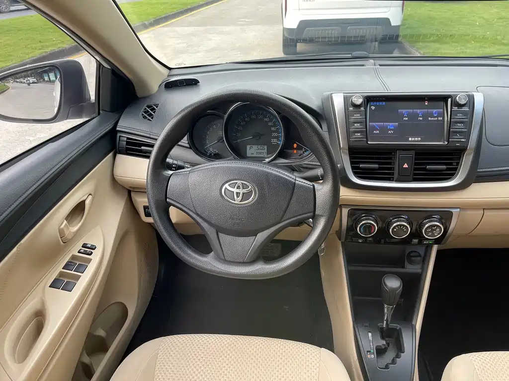 Toyota Vios — миниатюра 9