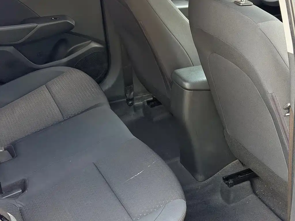 Hyundai Verna — миниатюра 9