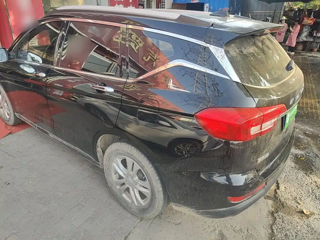 Haval M6 — миниатюра 5