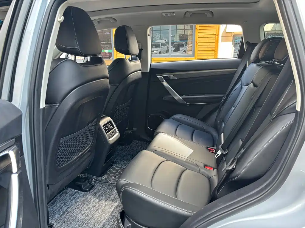 GEELY AUTOMOBILE BOYUE