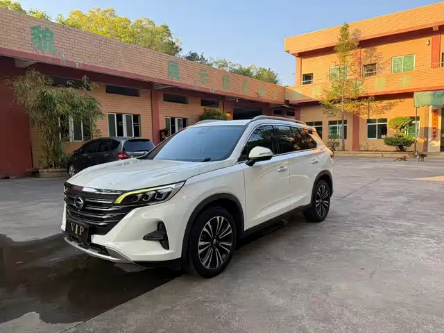 GAC TRUMPCHI GS5