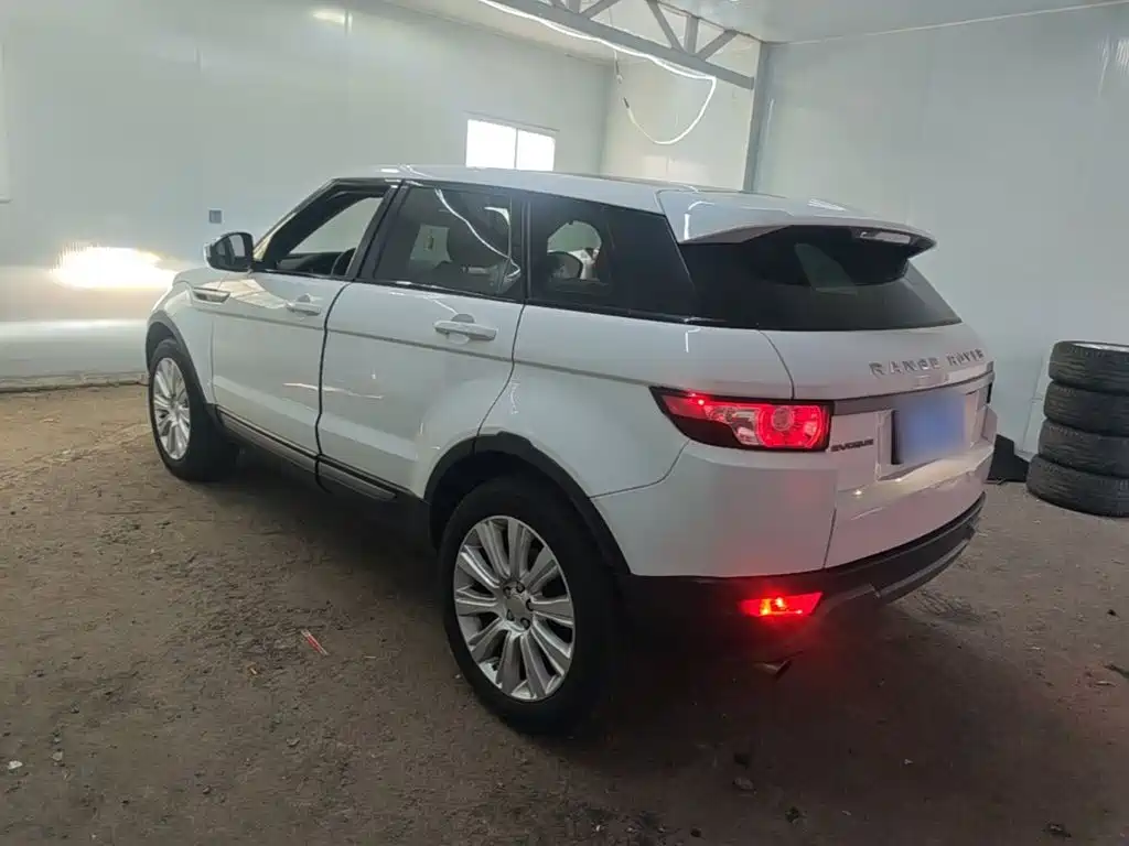 Land Rover Evoque — миниатюра 5