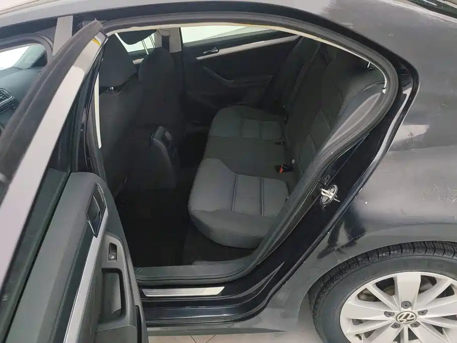 Volkswagen Sagitar — миниатюра 11