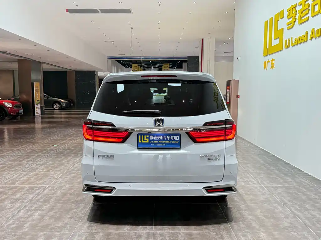 Honda Odyssey — миниатюра 6