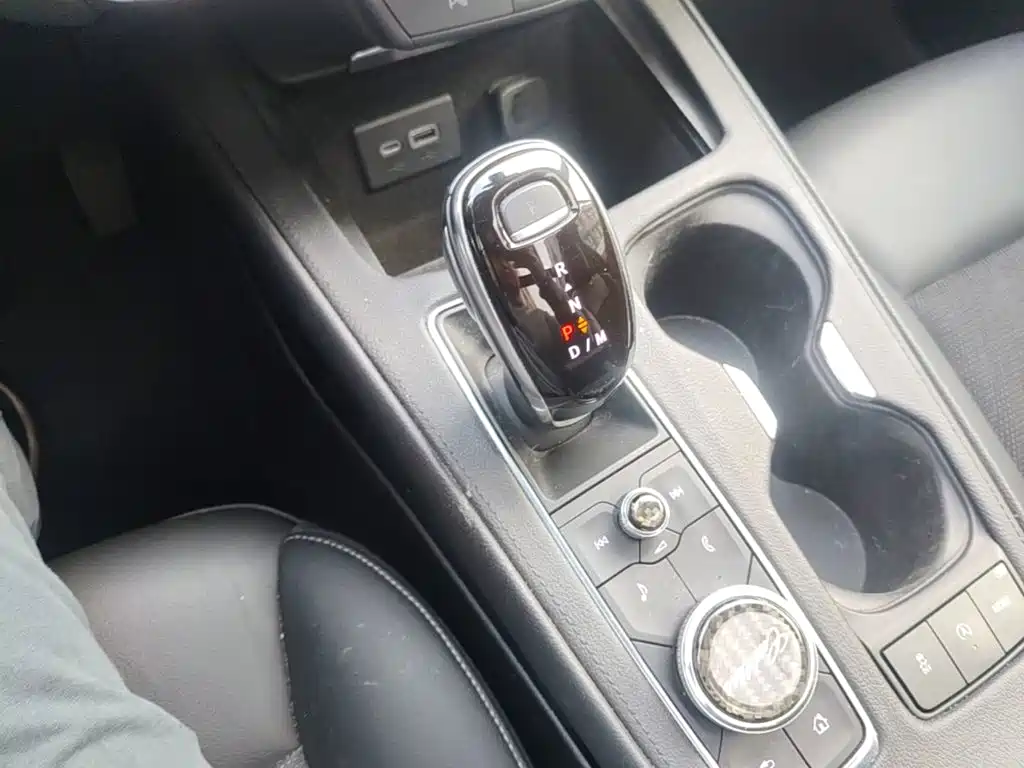 Cadillac XT4 — миниатюра 14