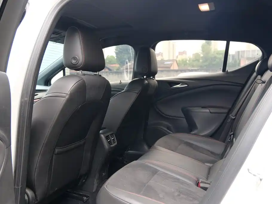 Buick Verano — миниатюра 15