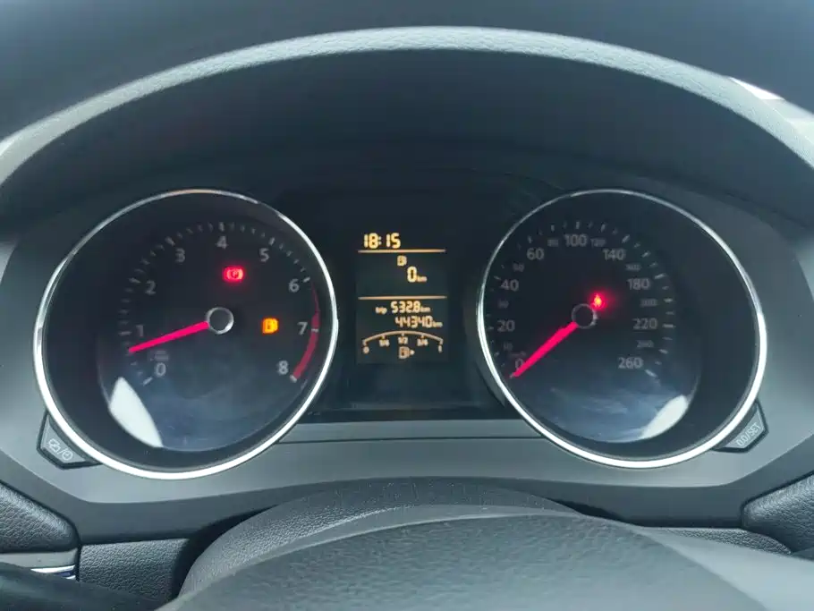 Volkswagen Sagitar — миниатюра 14