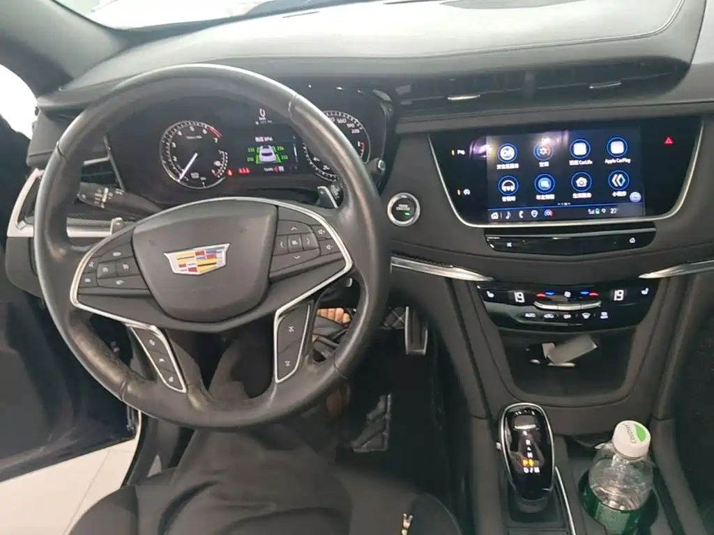 Cadillac XT5 — миниатюра 10