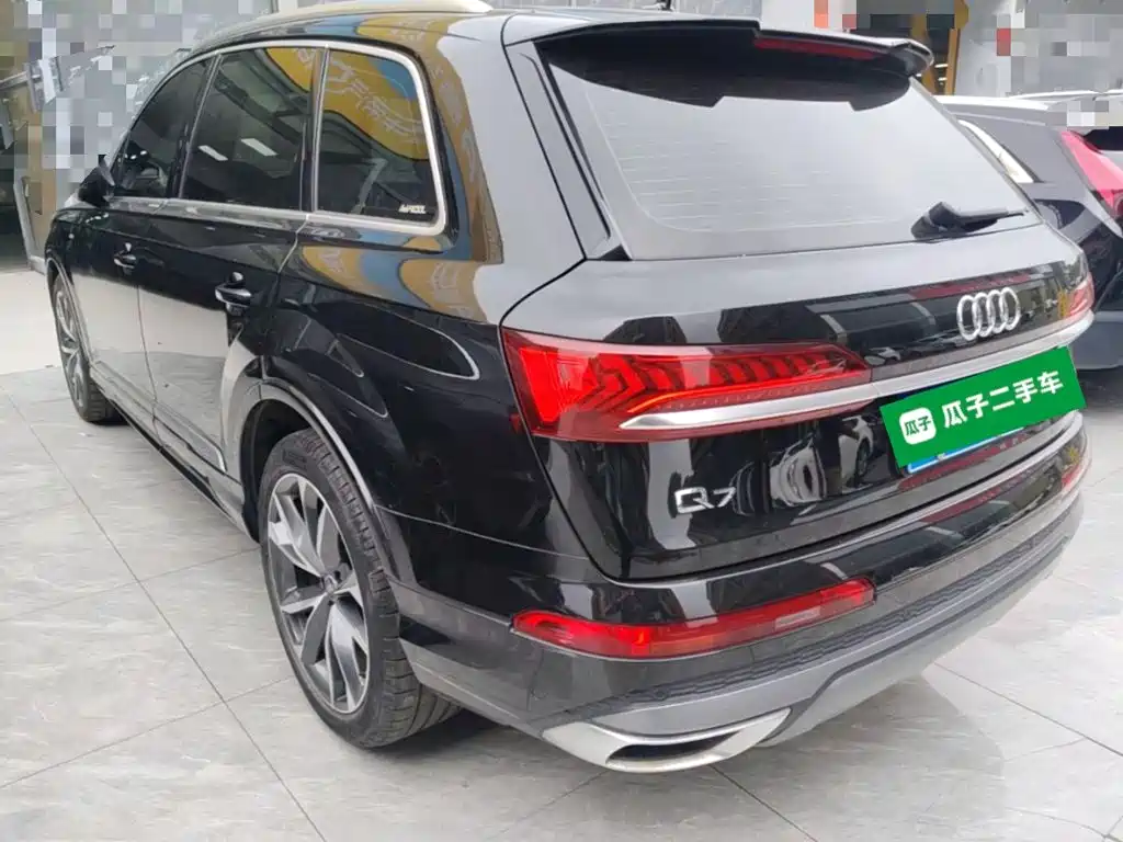 Audi Q7 — миниатюра 5