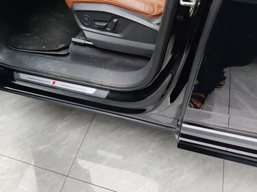 Audi Q7 — миниатюра 22