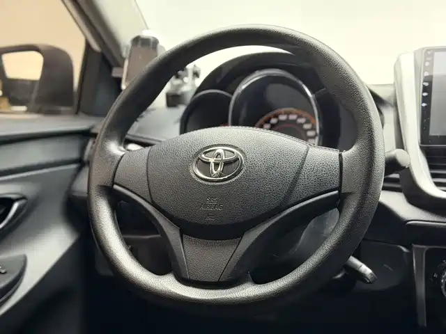Toyota Yaris L — миниатюра 13
