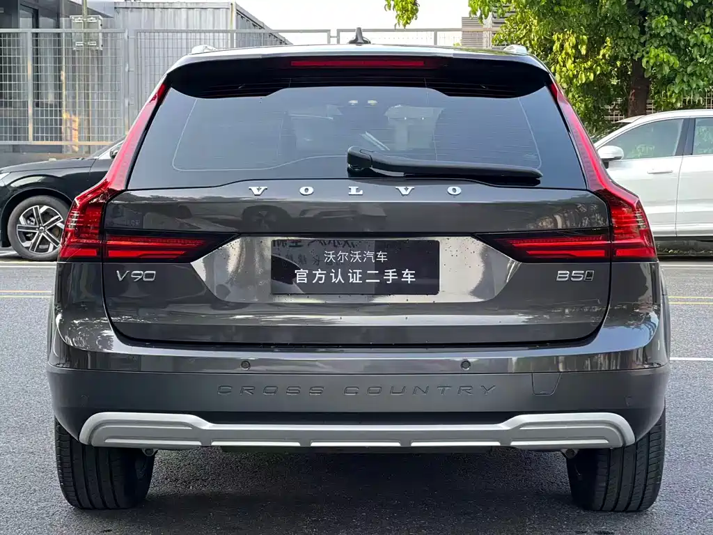 Volvo V90 — миниатюра 5
