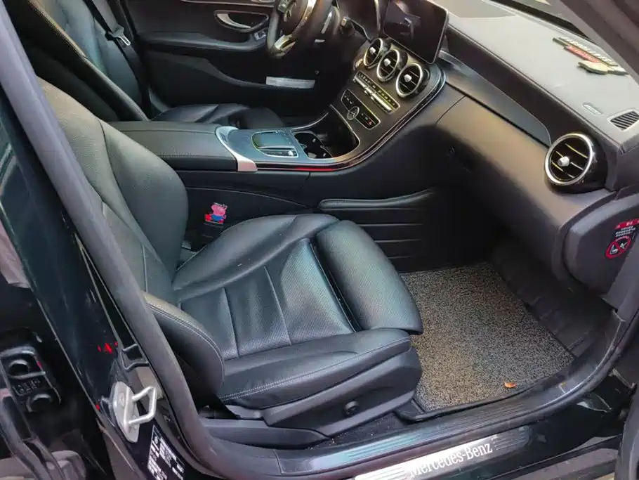 Mercedes-Benz C-Class — миниатюра 8