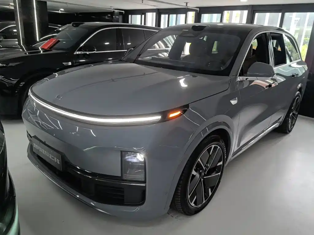 Li Auto Li L8 — миниатюра 2