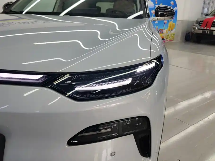 Leapmotor Leapmotor C11 — миниатюра 5