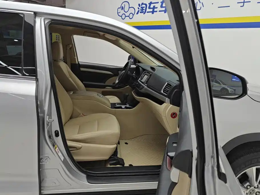 Toyota Highlander — миниатюра 8