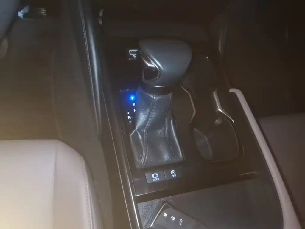 Lexus ES — миниатюра 14