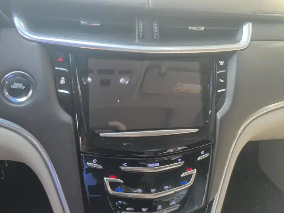 Cadillac XTS — миниатюра 13