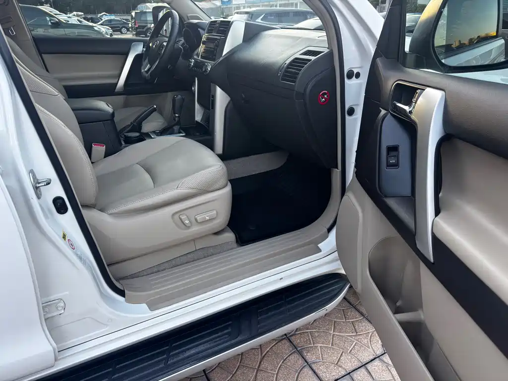 Toyota Prado — миниатюра 16