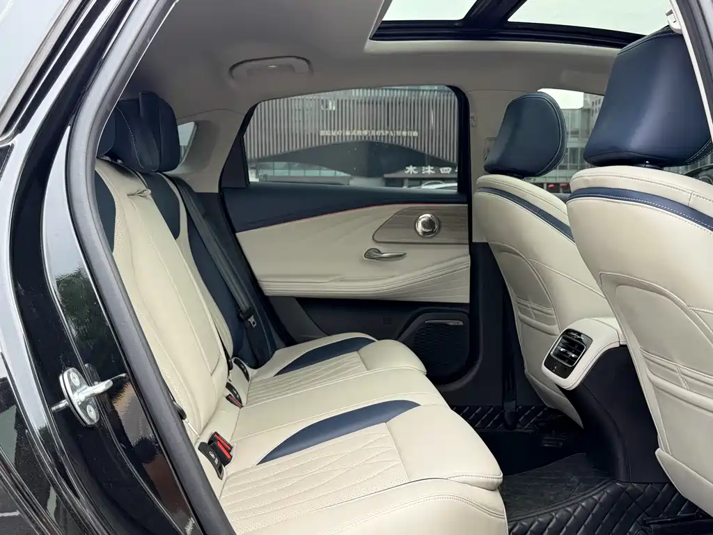 Chery Arrizo 8 — миниатюра 19