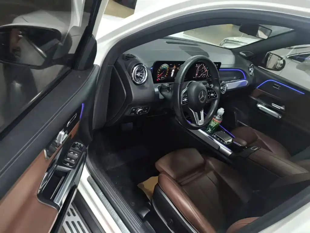 Mercedes-Benz GLB — миниатюра 16