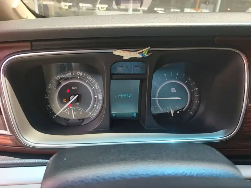Buick GL8 — миниатюра 4